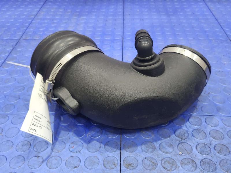 2008 Ford F-250 Super Duty Air Intake Tube/Resonator