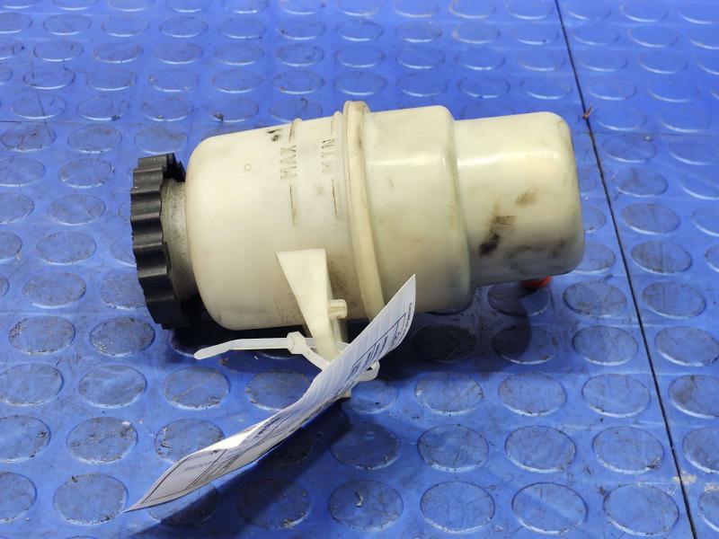 2011-2015 Dodge Durango 3.6L Remote Power Steering Oil Reservoir OEM 68068967AC