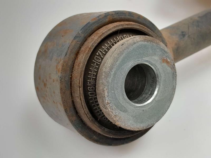 2007 Ford Expedition Lower Control Arm Rr