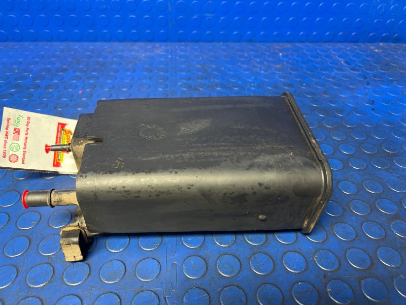 2000 GMC Sierra 1500 Evaporator Canister