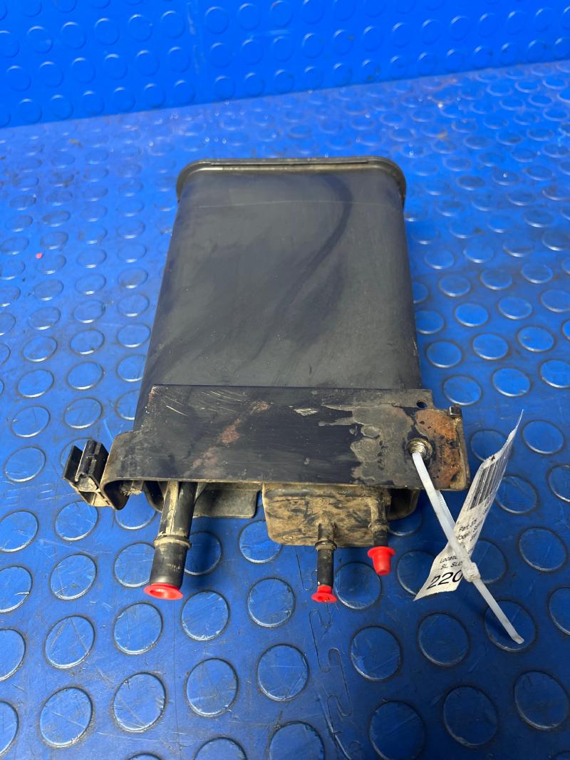 2000 GMC Sierra 1500 Evaporator Canister