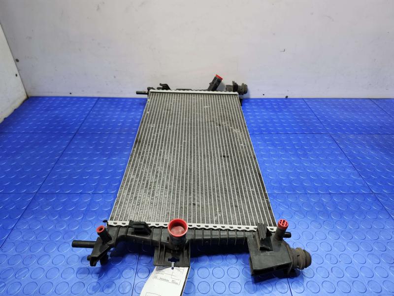 2014 Ford Focus Radiator