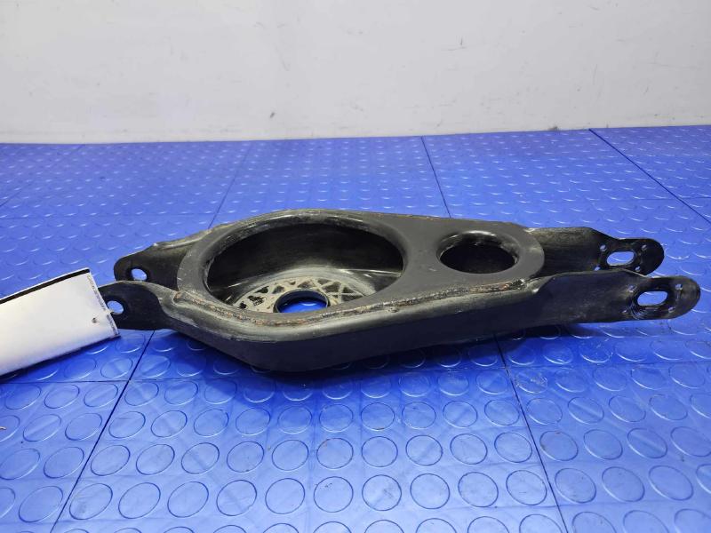 2021 Chrysler Voyager Lower Control Arm Rr