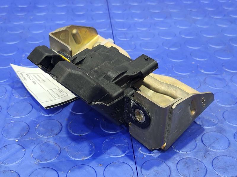 2020 Jeep Renegade Lid Latch