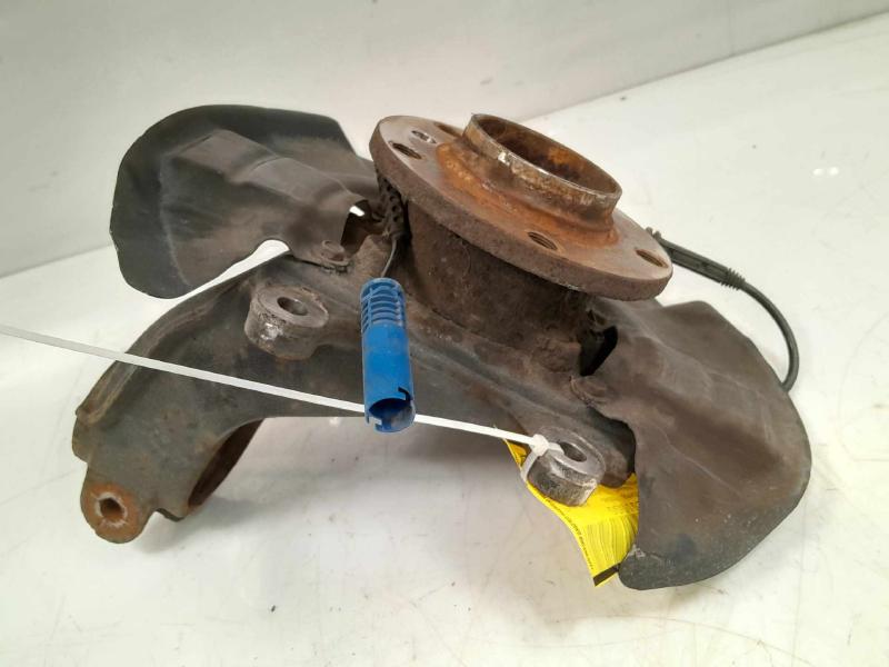 2014 MINI Paceman Spindle Knuckle Front
