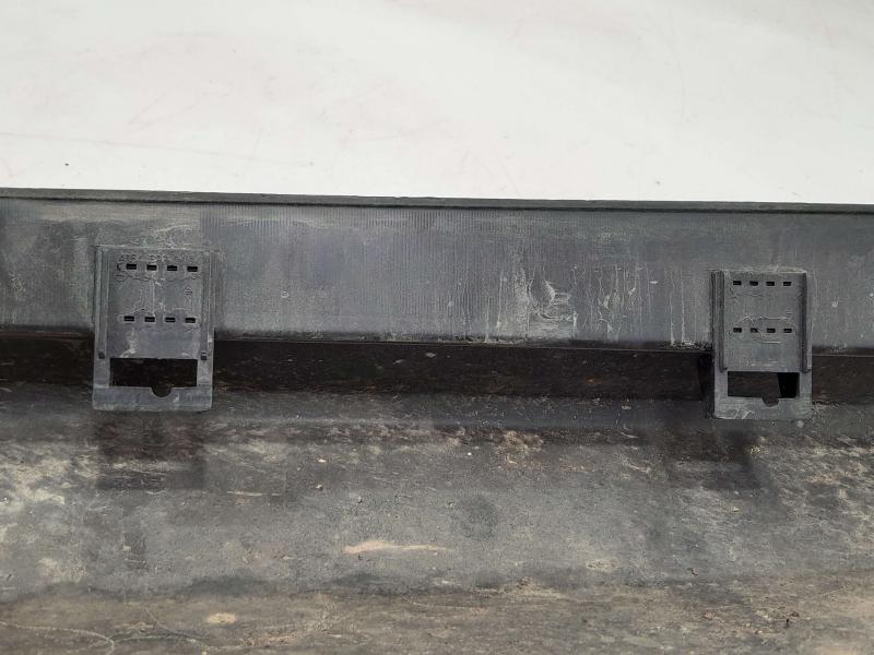 2008 Mercedes ML-Class Rocker Moulding