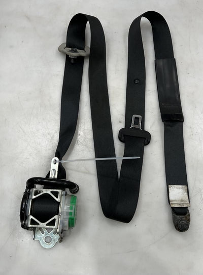 2014 Nissan Versa Front Seat Belt