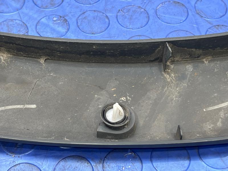 2015 Ford Transit 250 Wheel Opening Moulding