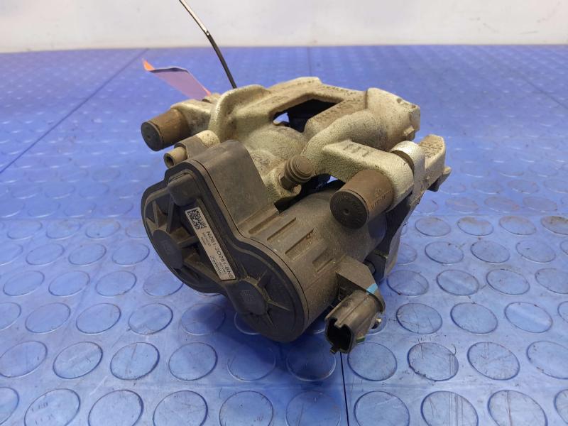 2022 Ford Maverick Caliper
