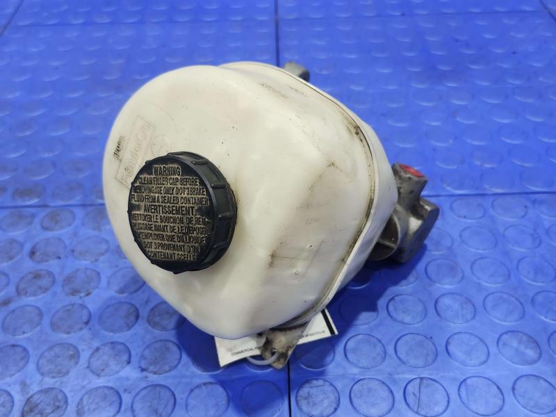 2013 Ford F-250 Super Duty Master Cylinder