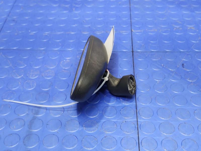 2015 Volkswagen Beetle Rear View Mirror