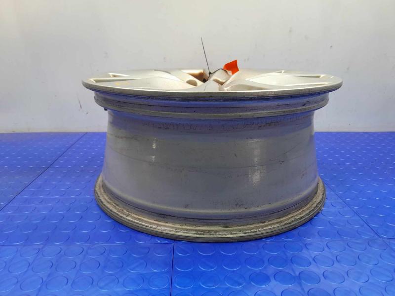 2016 Subaru Legacy Wheel