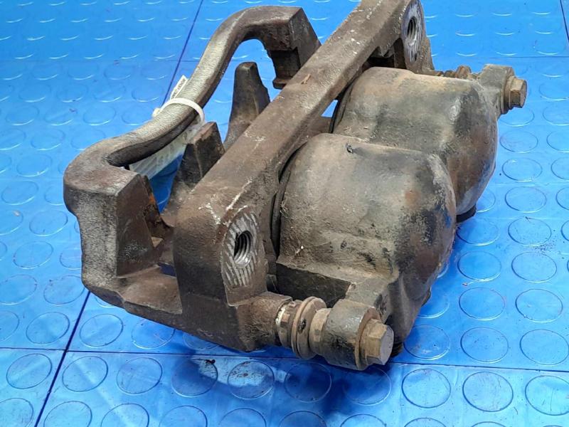 2011 Ford F-250 Super Duty Caliper