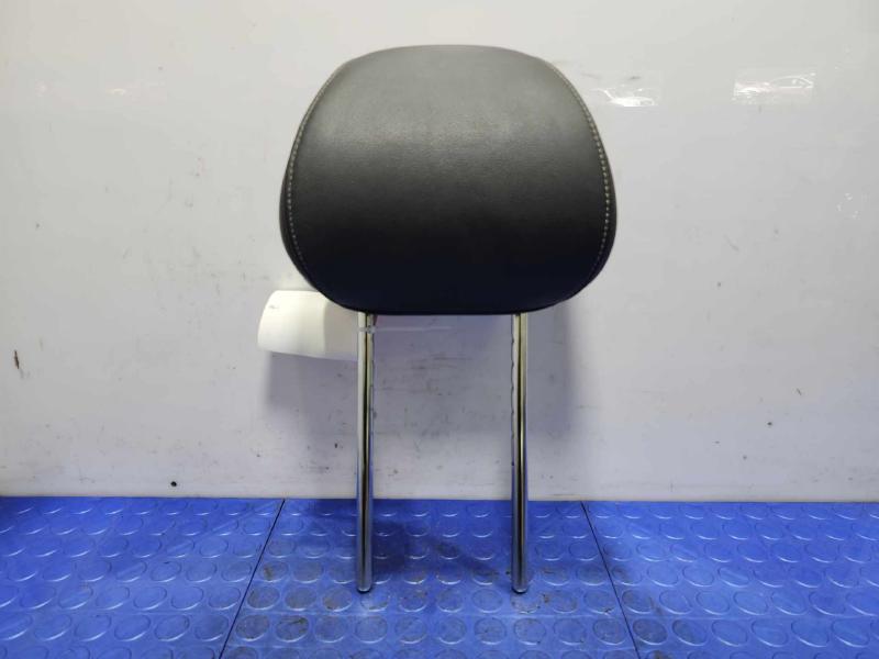 2017 Kia Niro Headrest
