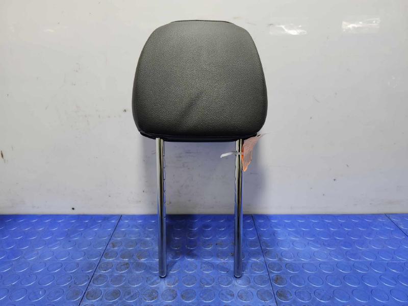 2017 Kia Niro Headrest
