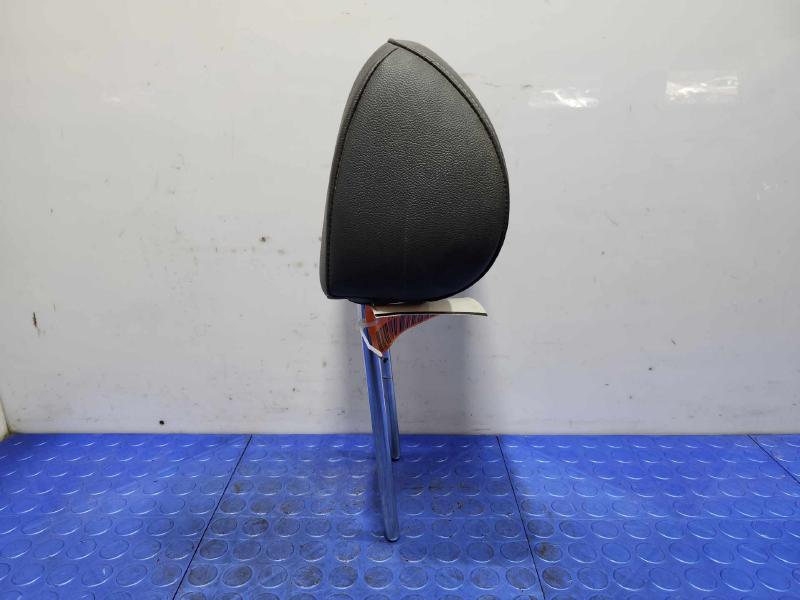2017 Kia Niro Headrest