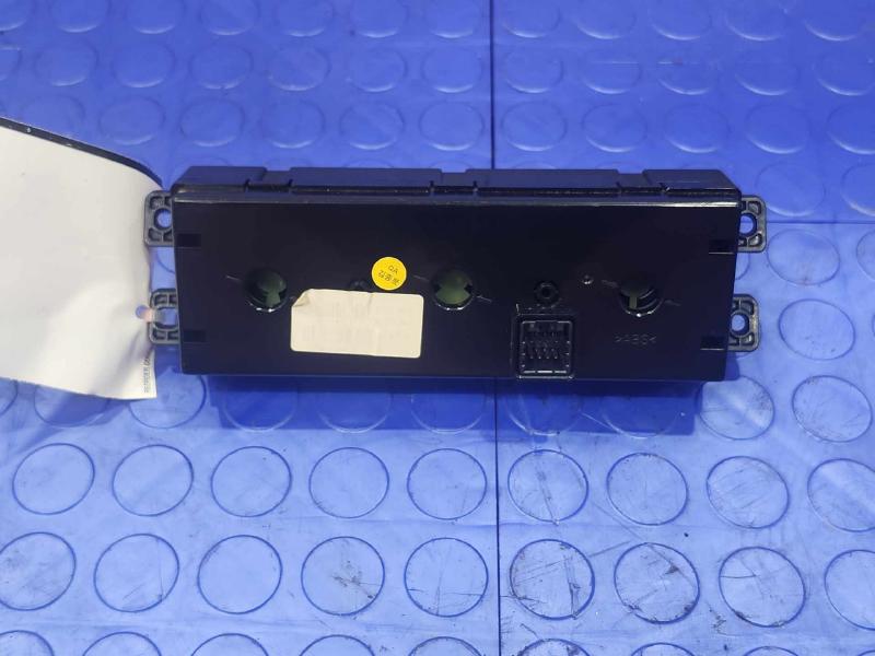 2017 Dodge Grand Caravan Heater A/C Control