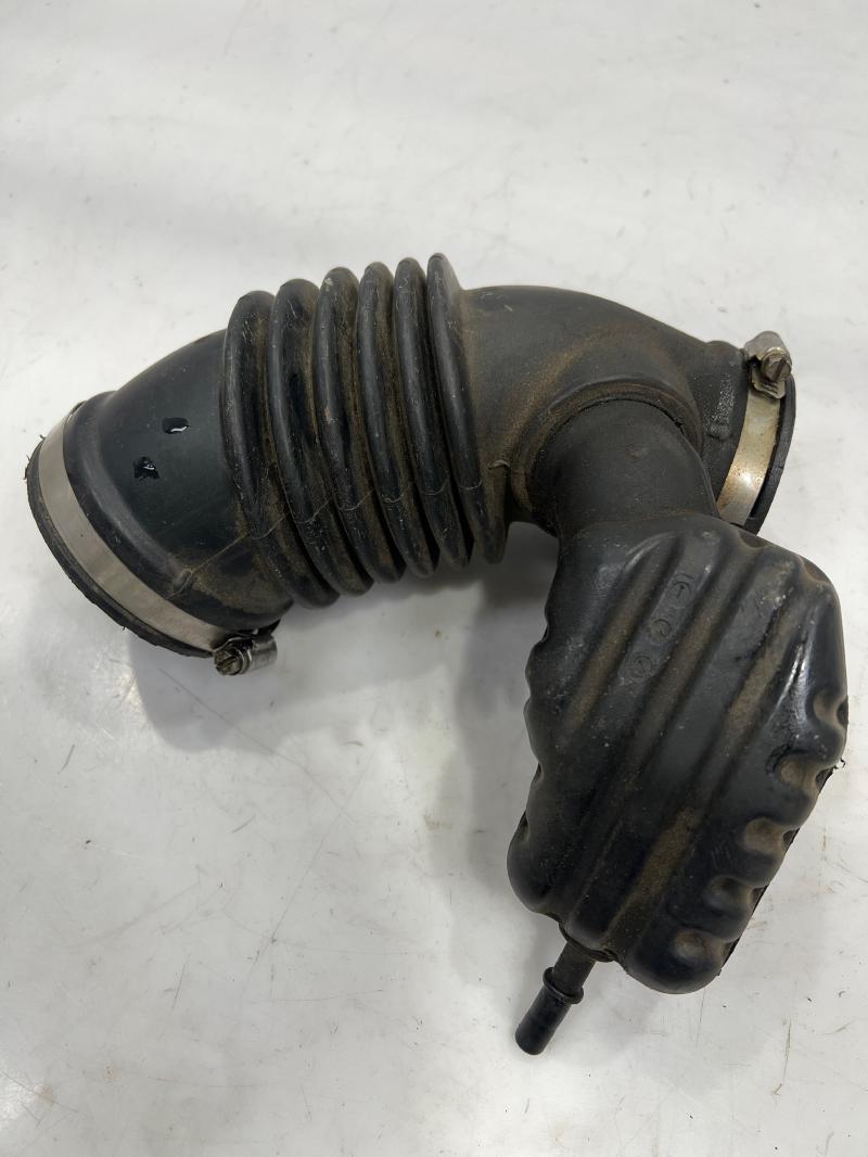 2010 GMC Terrain Air Intake Tube/Resonator