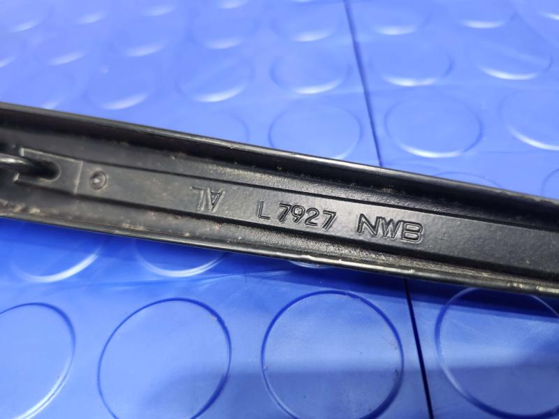 2011 Infiniti QX56 Wiper Arm