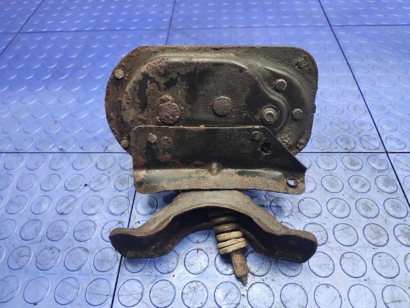 1997-2003 Ford F-150 Spare Tire Hanger Hoist Hanger Assembly OEM 2L3Z1A131AA