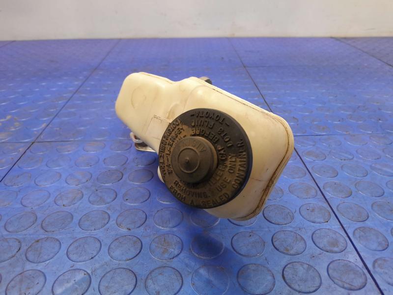 2014 Toyota Corolla Master Cylinder