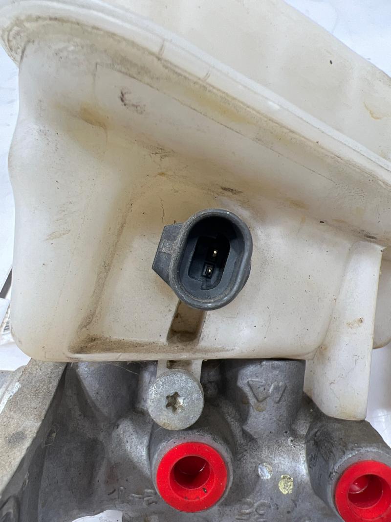 2012 Jeep Patriot Master Cylinder