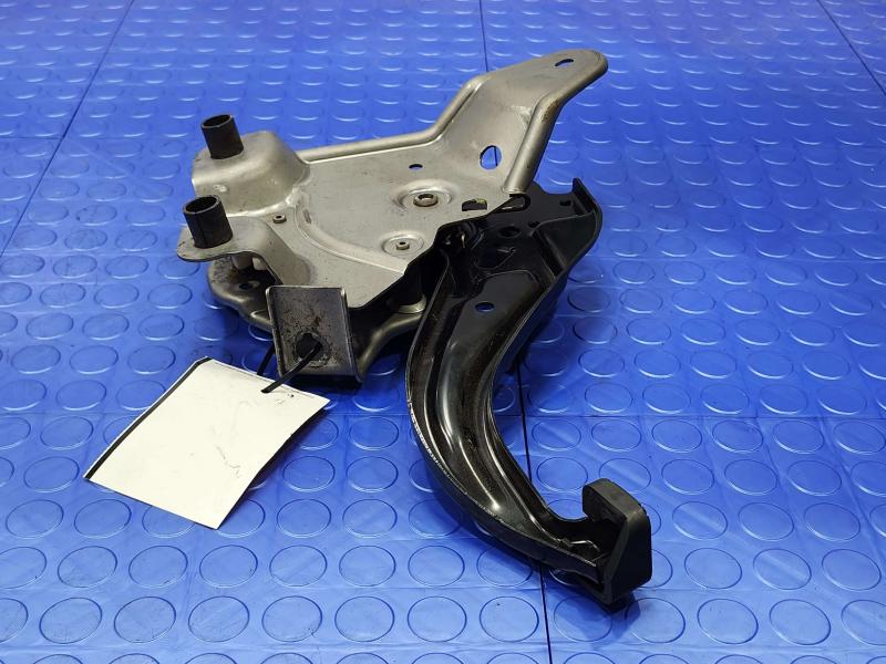 2011-2017 Infiniti QX56 QX80 Parking Brake Control Pedal Assembly OEM 36010-1LA0A