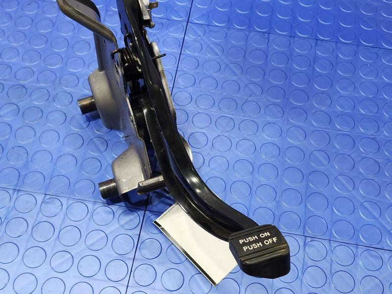 2011-2017 Infiniti QX56 QX80 Parking Brake Control Pedal Assembly OEM 36010-1LA0A