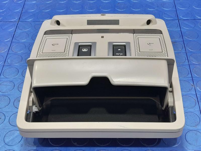 2018 Jaguar XE Front Console