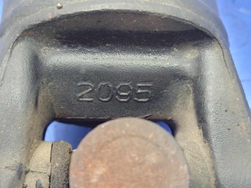 2013 Cadillac Escalade Rear Drive Shaft