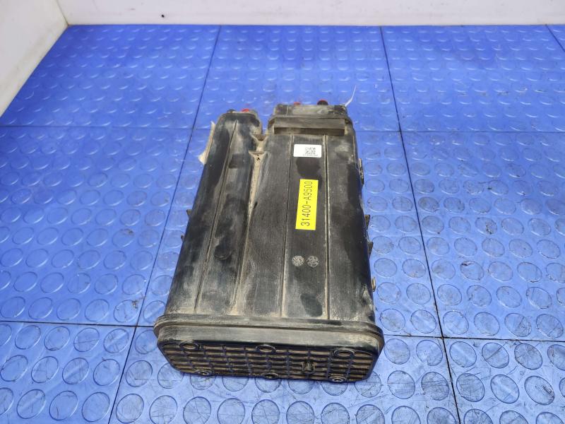 2015-2021 Kia Sedona OEM Fuel Vapor Charcoal Canister Assembly 31410A9500