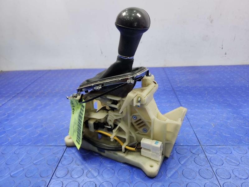 2014-2018 Kia Forte Automatic Gear Shifter Assembly Genuine OEM 46700A7110