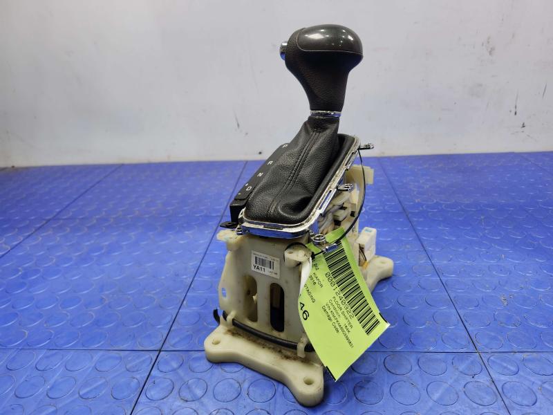 2014-2018 Kia Forte Automatic Gear Shifter Assembly Genuine OEM 46700A7110