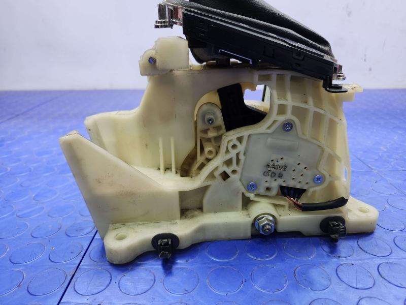 2014-2018 Kia Forte Automatic Gear Shifter Assembly Genuine OEM 46700A7110