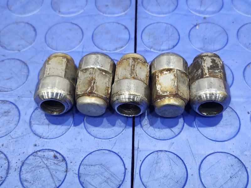 2009 Honda Accord Lug Nuts