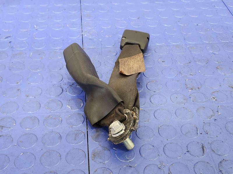 2008 Subaru Legacy Rear Seat Belt