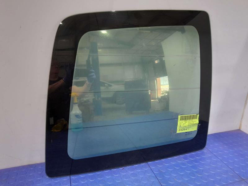 2007 GMC Savana 2500 Back Glass/Window