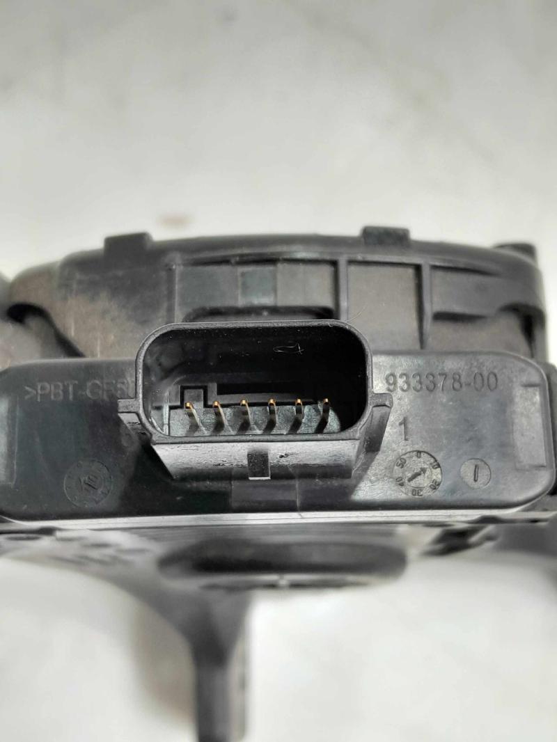 2011 Jeep Grand Cherokee Pedal Assembly
