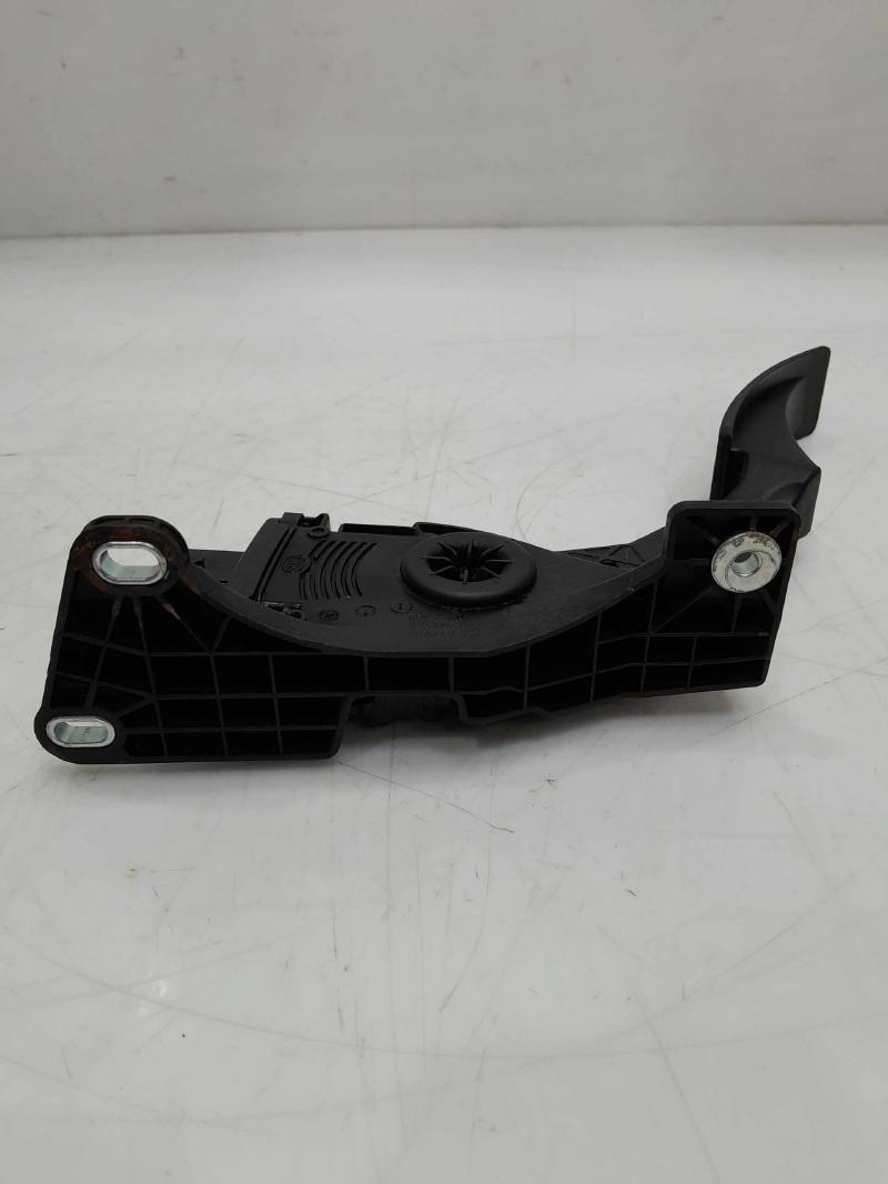 2011 Jeep Grand Cherokee Pedal Assembly