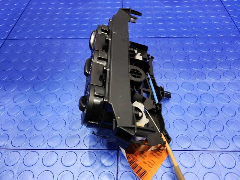2019 Toyota Yaris Heater A/C Control