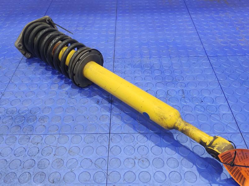 2011 Maserati Quattroporte Strut Assembly