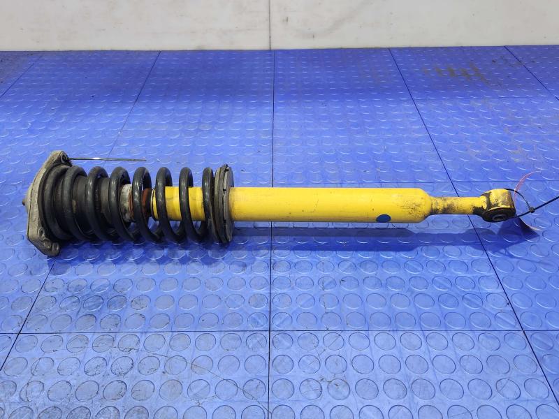 2011 Maserati Quattroporte Strut Assembly