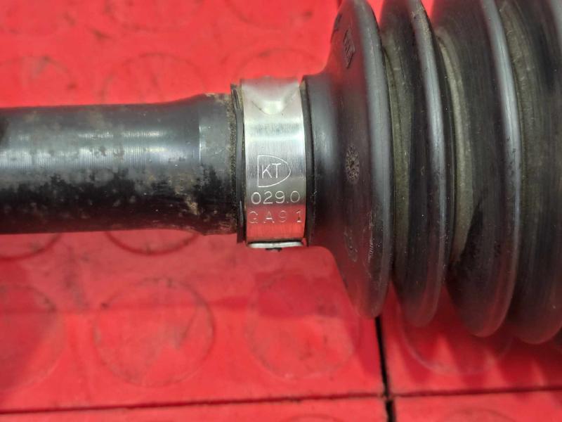 2008 Saturn Vue Axle Shaft