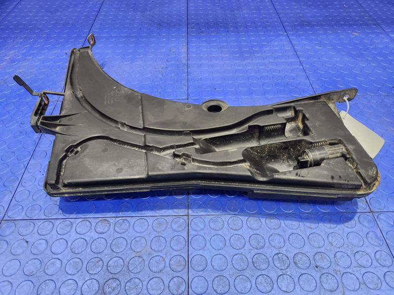 2018 Alfa Romeo Giulia Washer Bottle