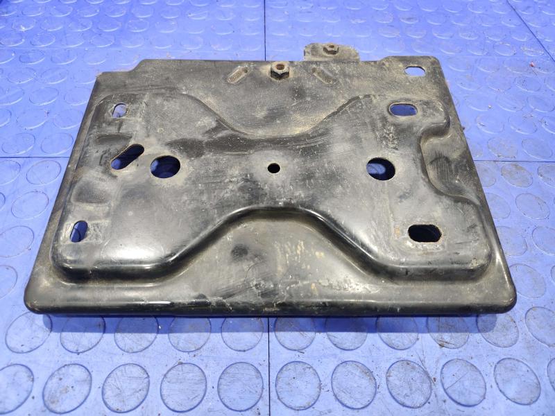 2010 Chevrolet Tahoe Battery Tray