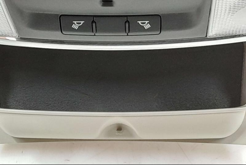 2011 Jeep Grand Cherokee Front Console