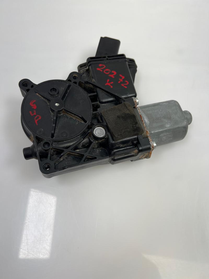 2011 Cadillac SRX Power Window Motor