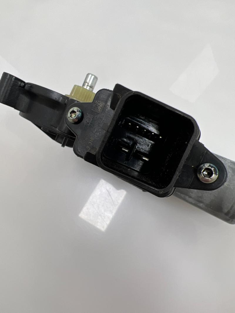 2011 Cadillac SRX Power Window Motor