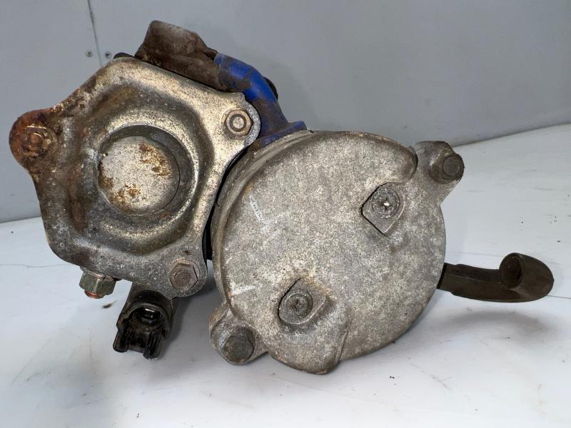 2001 Toyota Tundra Starter Motor