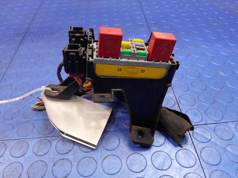 2020-2021 Jeep Compass Cabin Fuse Box Relay Junction Block Genuine OEM